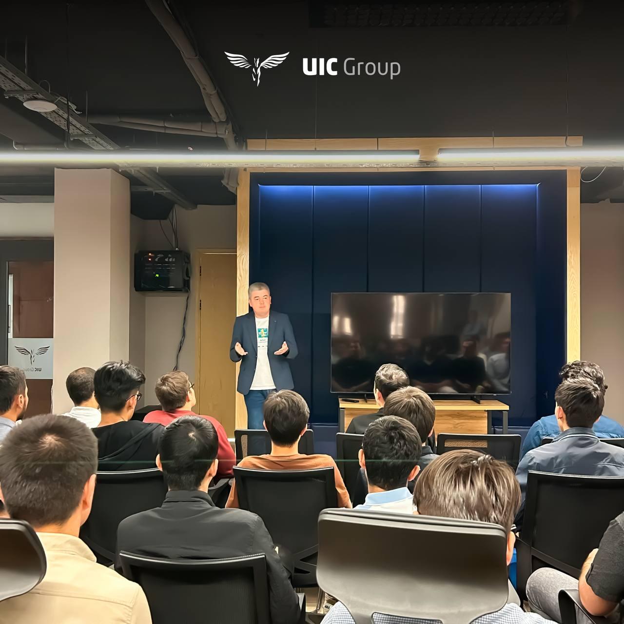 A special master class on project management at UIC Group!